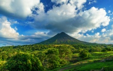 Le volcan Arenal et ses sources d'eau chaude